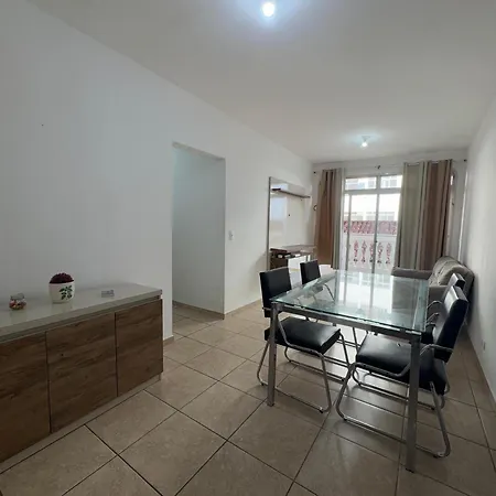 Apartamento enseada 500 metro da praia-2